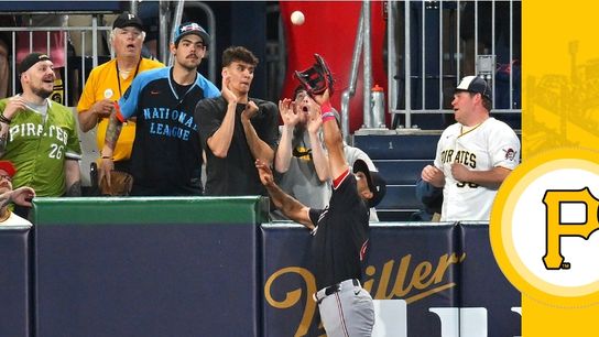 Kelly batting for Lowe backfires taken in Pittsburgh